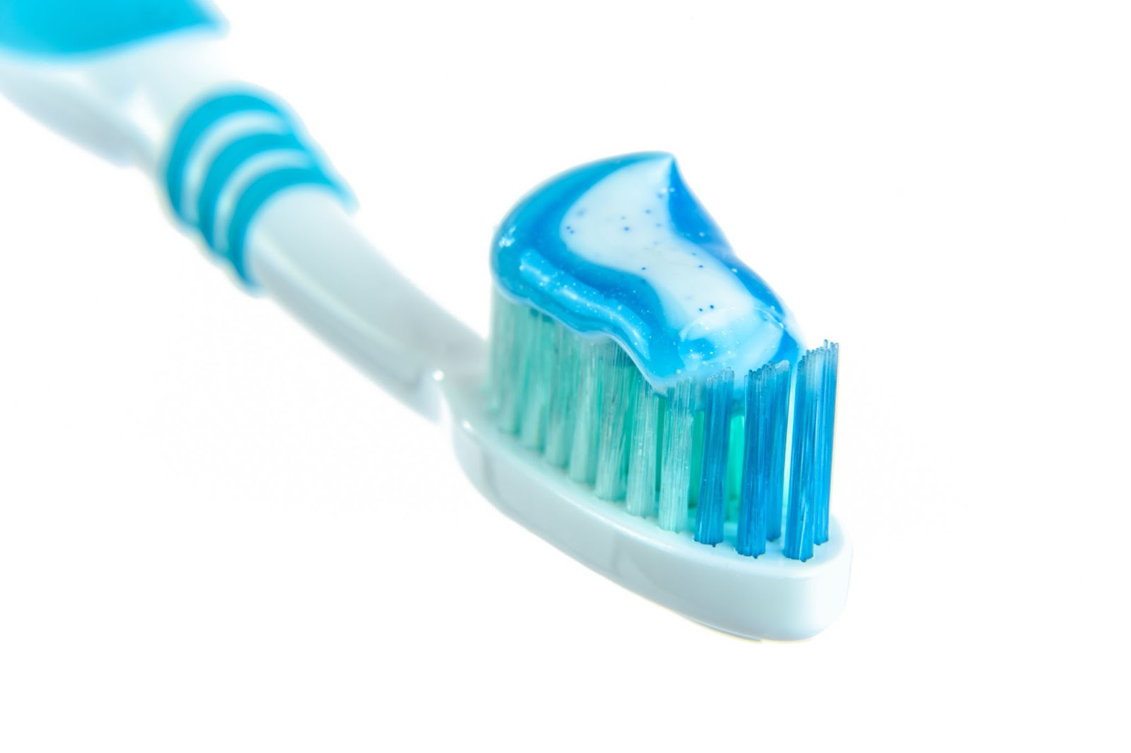 Unexpected Ways to Use Toothpaste | Wausa NE Dentist
